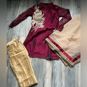 INDIAN SUIT